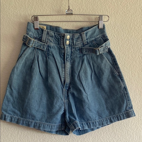 Denim High-Waisted Women's Shorts - Picture 2 of 4